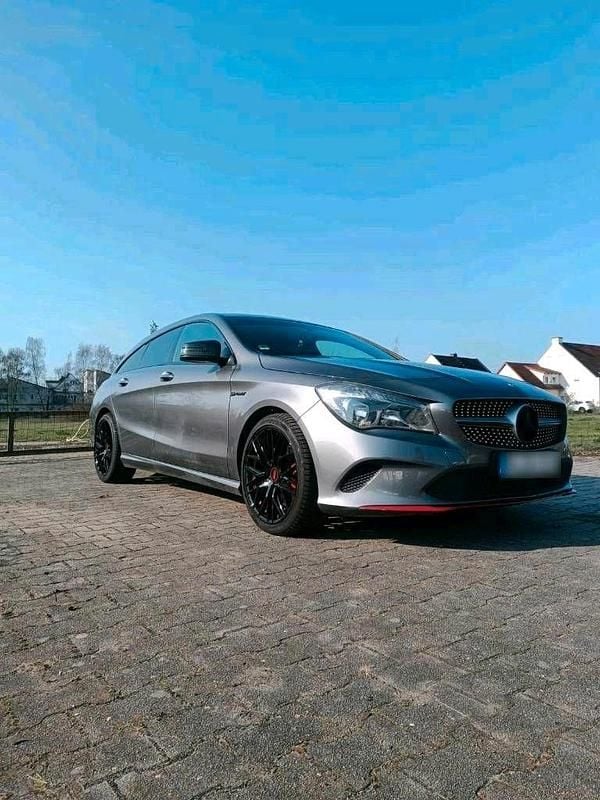 Gebraucht Mercedes CLA180 122 PS (89 kW) 2018 Grau Limousine