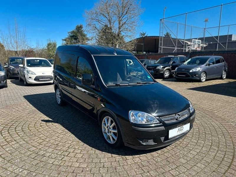 Gebraucht Opel Combo 97 PS (71 kW) 2005 Other Van / Kleinbus