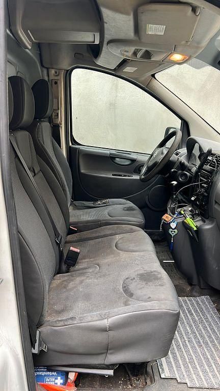 Second-hand Citroën Jumpy 90 CP (66 kW) 2010 Alb Monovolum