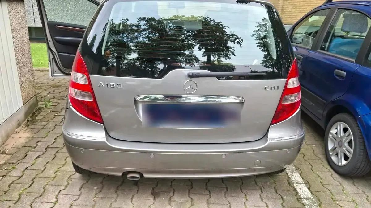Gebraucht Mercedes A180 2007 Braun Limousine