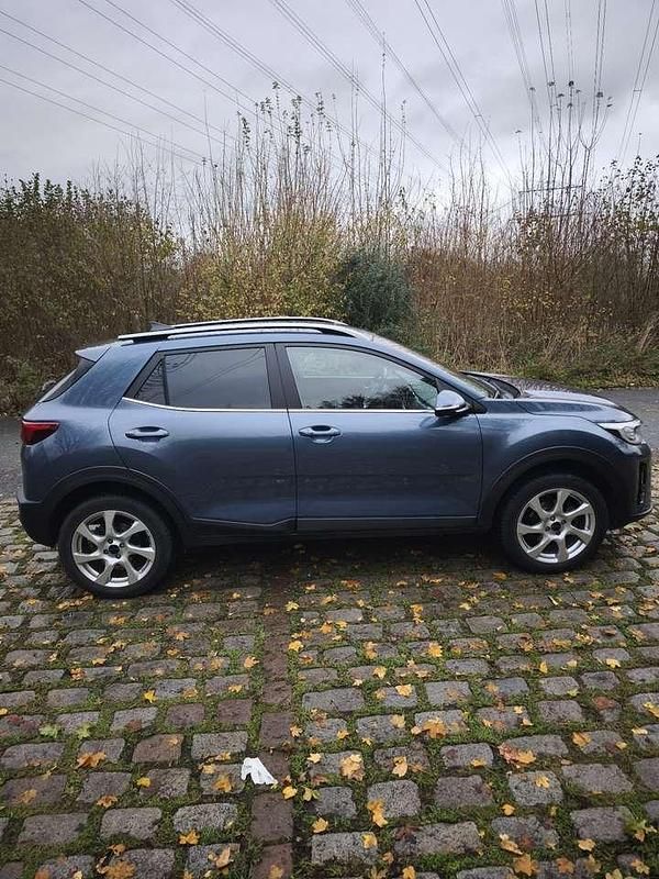 Gebraucht Kia Stonic Platinum Edition 120 PS (88 kW) 2019 Blau SUV