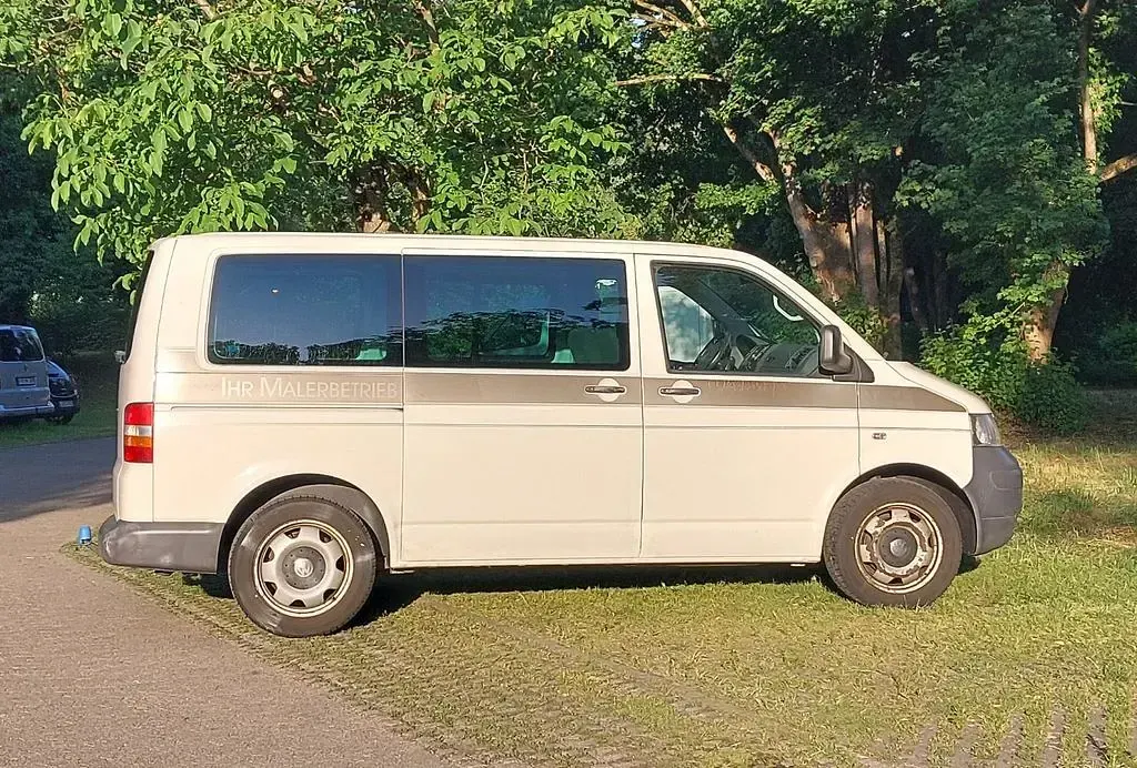 Gebraucht VW Multivan Startline 102 PS (75 kW) 2008 Weiß Van / Kleinbus