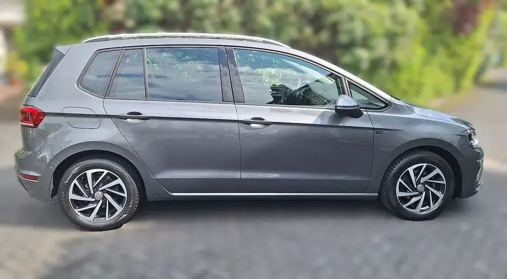 Gebraucht VW Golf Sportsvan Join 110 PS (80 kW) 2019 Grau Van / Kleinbus