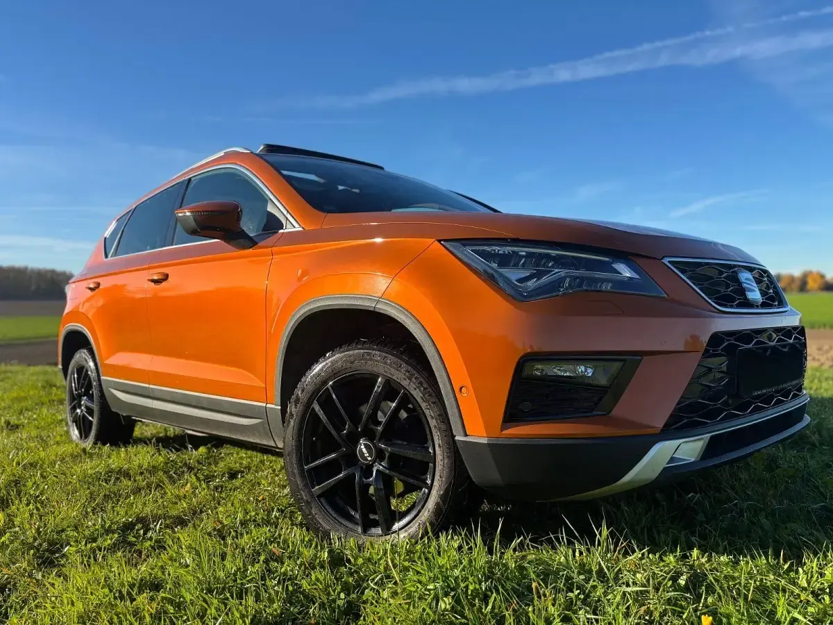 Usado Seat Ateca XCELLENCE 150 CV (110 kW) 2019 Naranja SUV