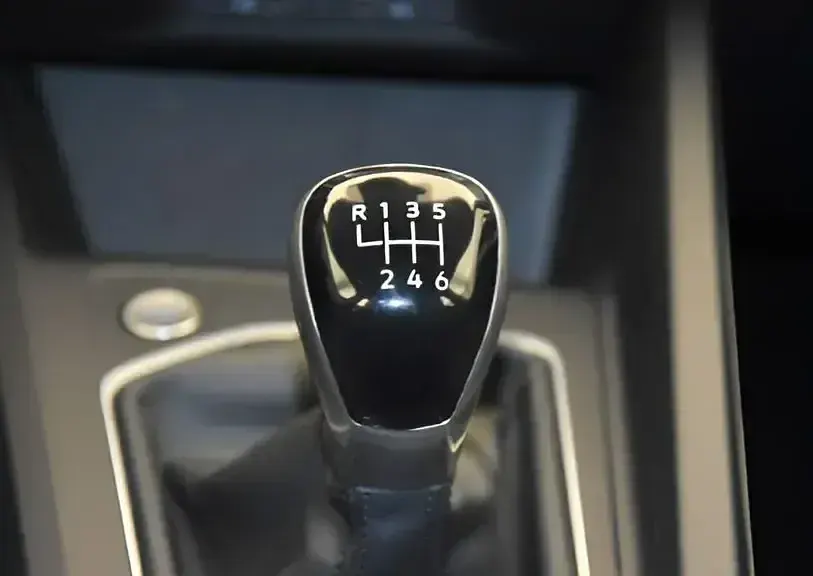 Gebraucht VW Golf VII 110 PS (80 kW) 2021 Rot Kleinwagen