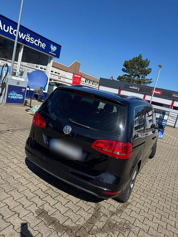 Gebraucht VW Sharan 177 PS (130 kW) 2012 Schwarz Van / Kleinbus