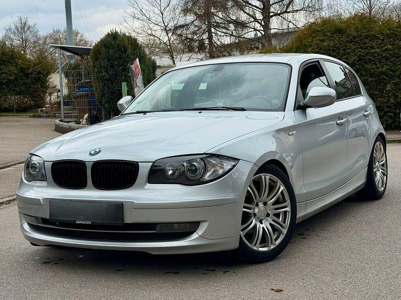 Gebraucht BMW 118 143 PS (105 kW) 2011 Silber Kleinwagen