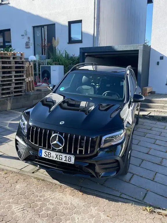 Gebraucht Mercedes GLB35 AMG 306 PS (225 kW) 2023 Schwarz SUV