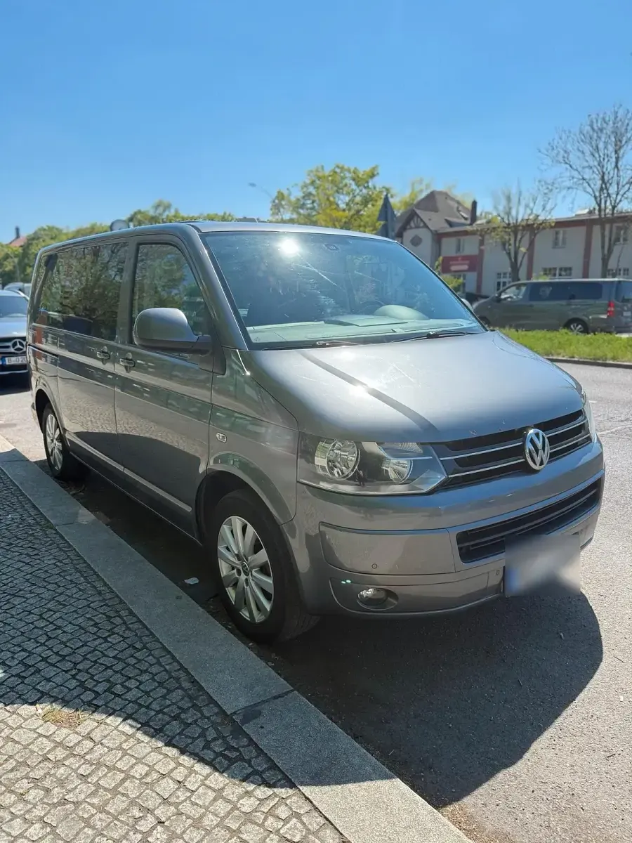 Gebraucht VW T5 Team 140 PS (102 kW) 2010 Van