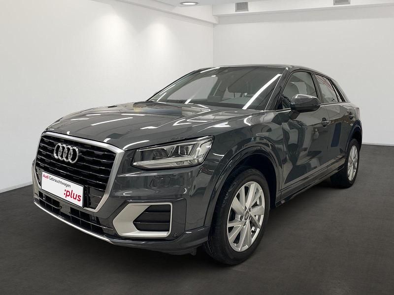 Gebraucht Audi Q2 Comfort 150 PS (110 kW) 2019 Nanograu metallic SUV