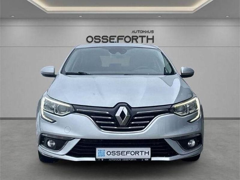 Gebraucht Renault Mégane IV Intens 132 PS (97 kW) 2017 Grau Limousine