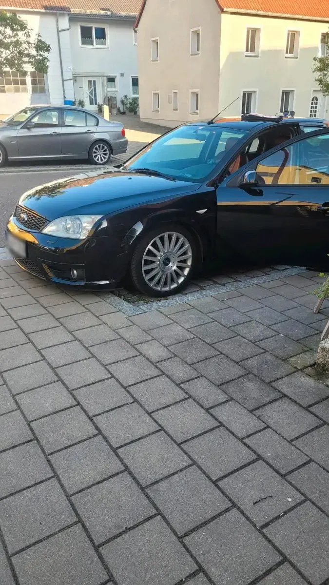 Gebraucht Ford Mondeo ST 229 PS (168 kW) 2003 Schwarz Limousine