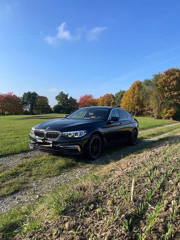 Schwarz Gebraucht 2017 BMW 540 Luxury Line Limousine | 29.999 € (Guter Preis) - Bild 1/4