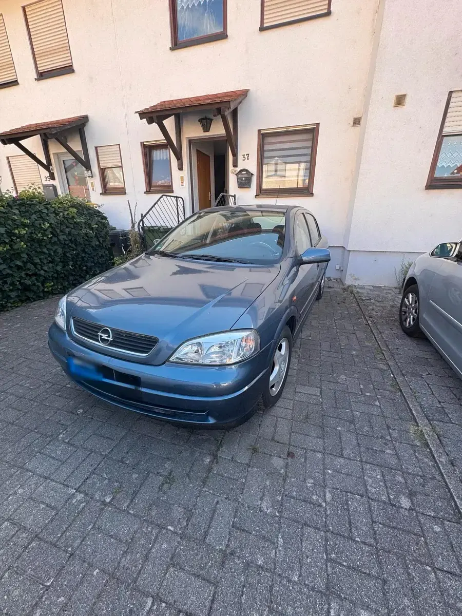 Gebraucht Opel Astra 101 PS (74 kW) 1998 Blau Kleinwagen