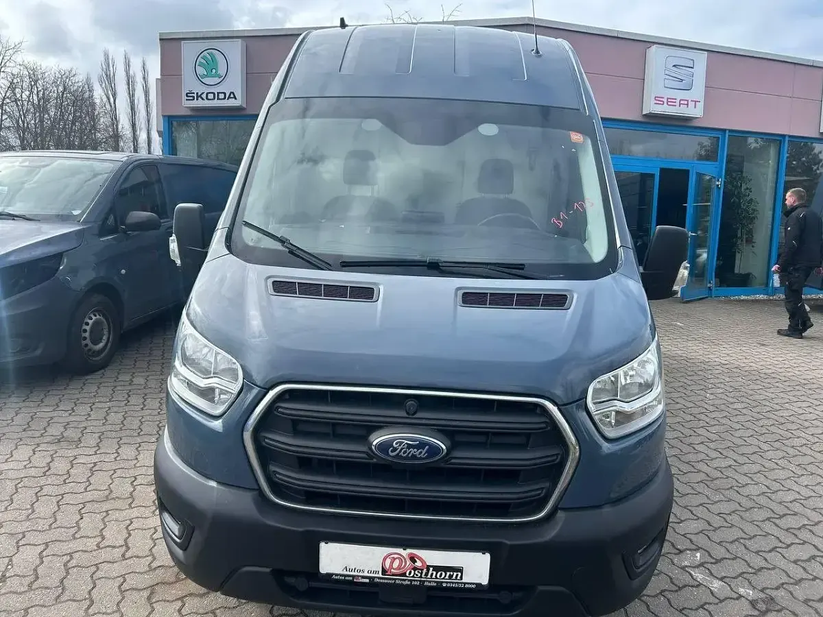 Gebraucht Ford Transit 131 PS (96 kW) 2020 Grau Van