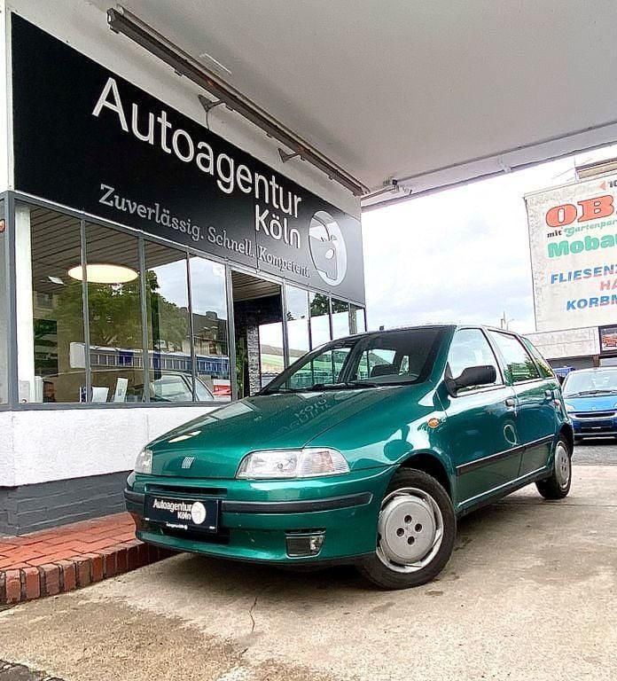 Grün Gebraucht 1997 Fiat Punto Star Limousine | 1.990 € - Bild 1/4