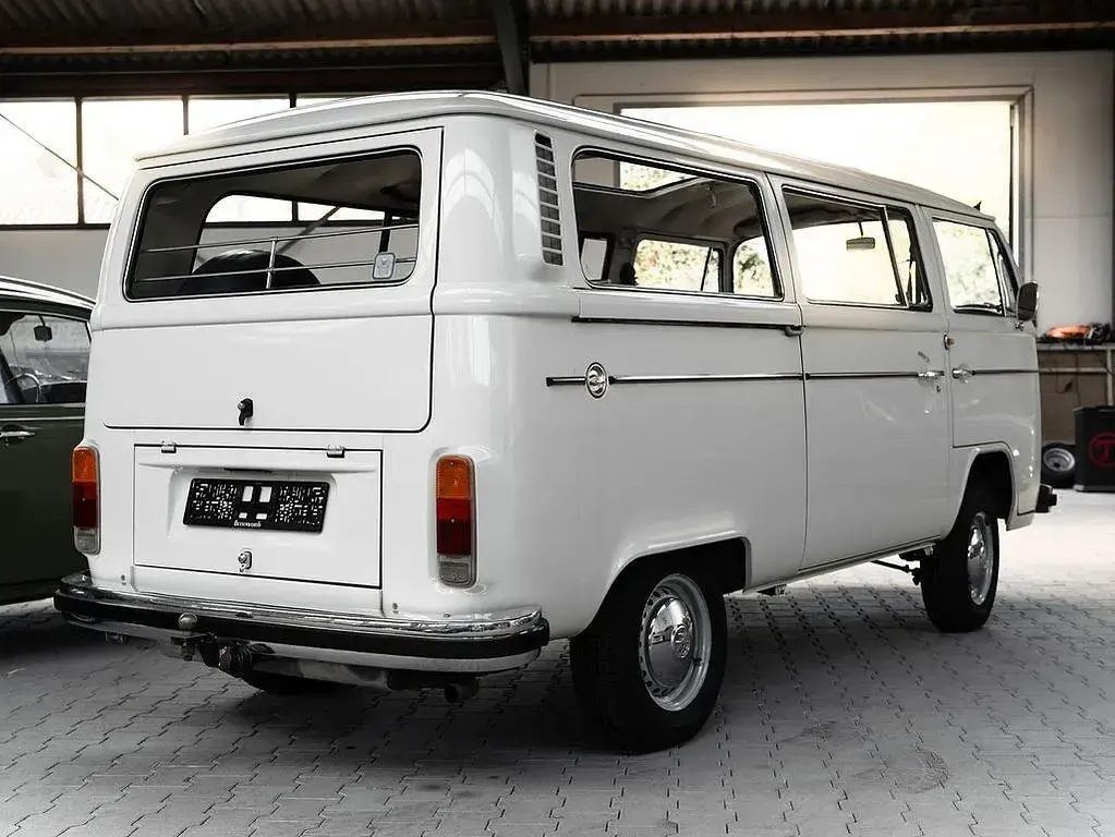 Gebraucht VW Caravelle 69 PS (50 kW) 1976 Beige Van / Kleinbus