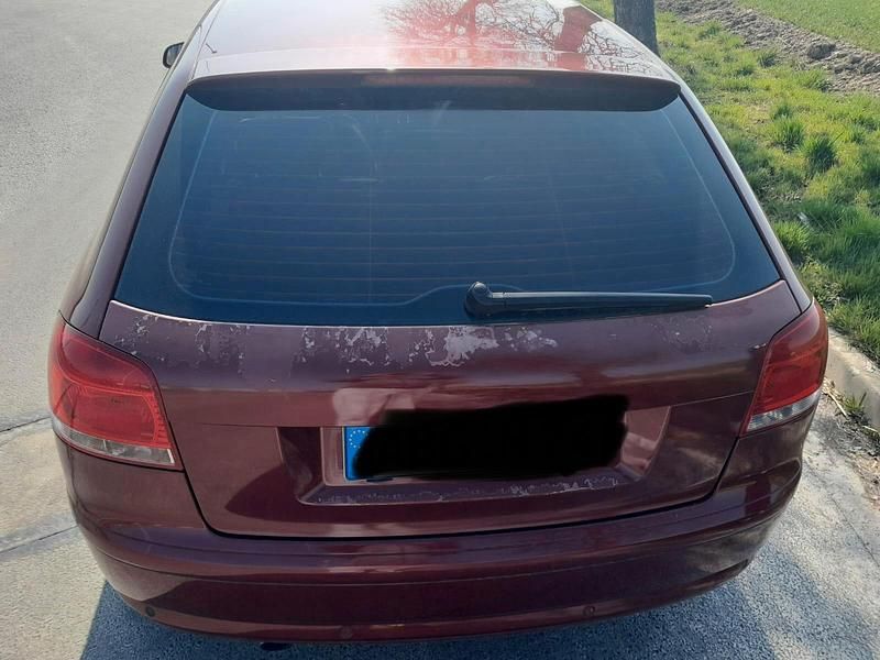 Gebraucht Audi A3 115 PS (84 kW) 2004 Rot Kleinwagen