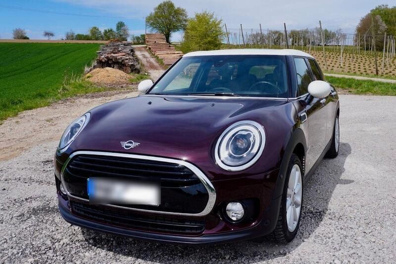 Rot Gebraucht 2019 Mini Cooper Clubman Kombi | 16.500 € (Fairer Preis) - Bild 1/4
