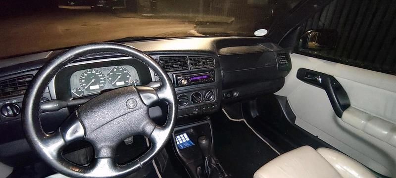 Gebraucht VW Golf Cabriolet 75 PS (55 kW) 1997 Grün Cabrio