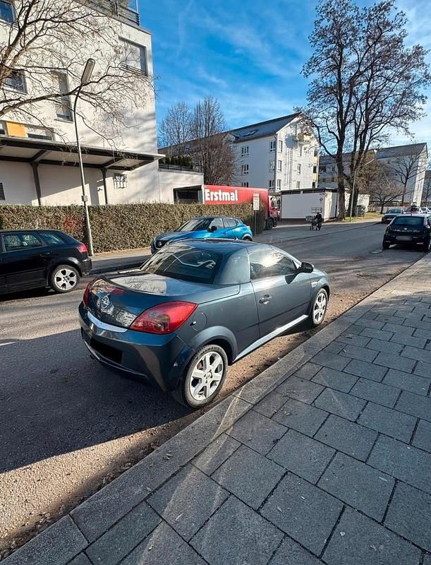 Gebraucht Opel Tigra 125 PS (91 kW) 2007 Blau Cabrio
