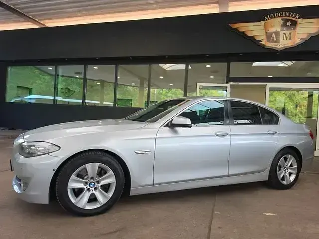 Gebraucht BMW 530 Performance 245 PS (180 kW) 2010 Silber Limousine