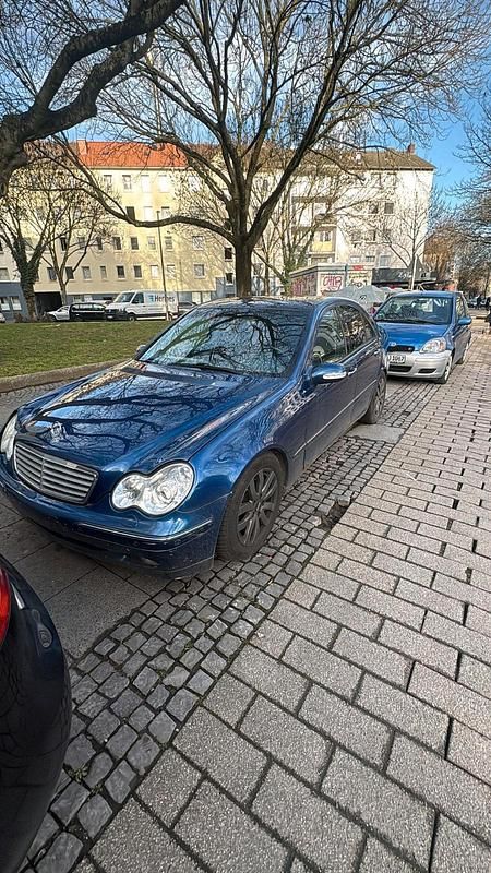 Gebraucht Mercedes C320 218 PS (160 kW) 2004 Grau Limousine