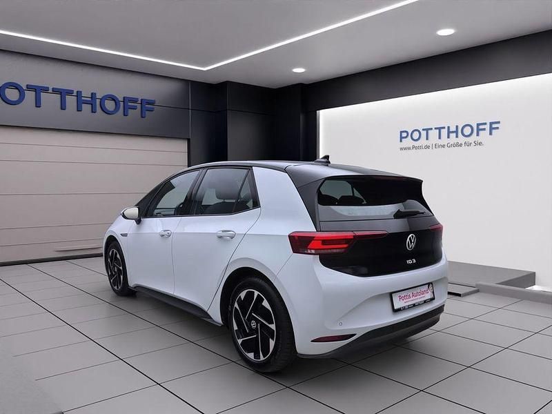 Gebraucht VW ID.3 Pure 110 kW (150 PS) 2021 Weiß Kleinwagen
