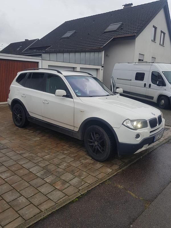 Weiß Gebraucht 2008 BMW X3 SUV | 3.500 € (Guter Preis) - Bild 1/4