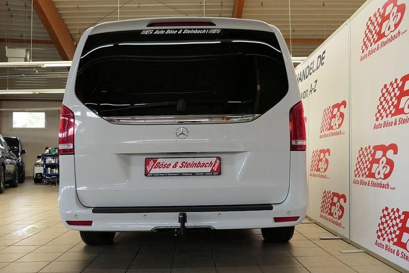 Gebraucht Mercedes V250 AMG 190 PS (139 kW) 2021 Weiß Van / Kleinbus