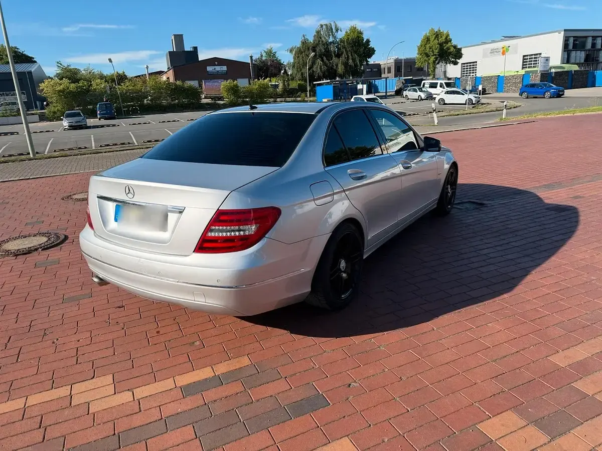 Gebraucht Mercedes 250 204 PS (150 kW) 2012 Silber Limousine