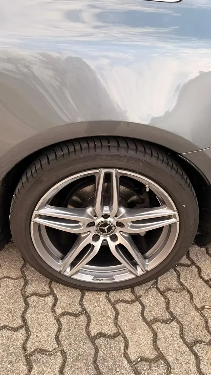 Gebraucht Mercedes E300 AMG 258 PS (189 kW) 2019 Grau Coupé