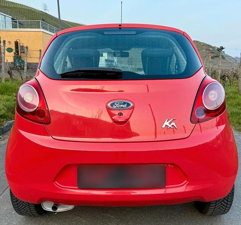Gebraucht Ford Ka Titanium 69 PS (50 kW) 2010 Rot Kleinwagen