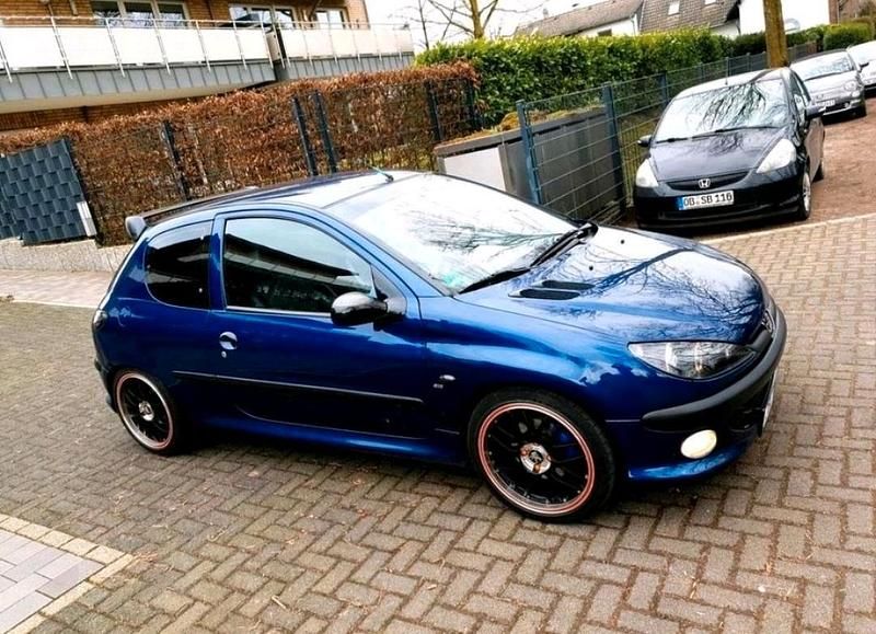 Blau Gebraucht 2000 Peugeot 206 S16 Kleinwagen | 2.000 € (Guter Preis) - Bild 1/4