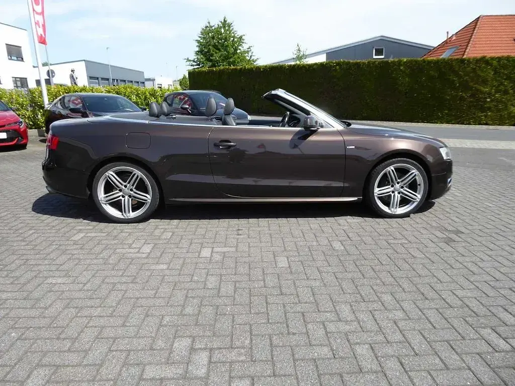 Gebraucht Audi A5 Cabriolet S-Line 211 PS (155 kW) 2011 Braun Cabrio