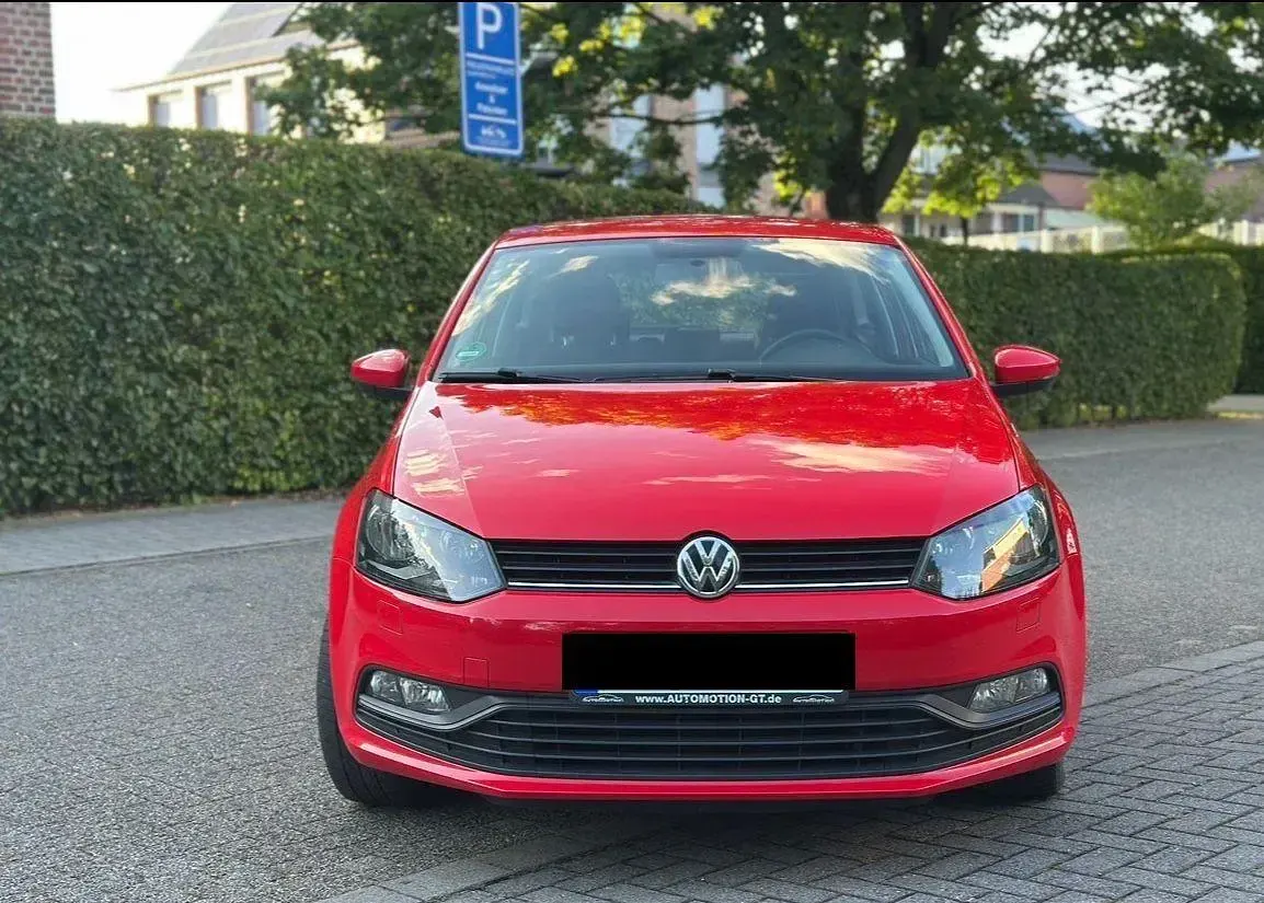 Gebraucht VW Polo Trendline 75 PS (55 kW) 2014 Rot Kleinwagen