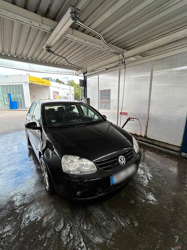 Gebraucht VW Golf V Edition 105 PS (77 kW) 2006 Schwarz Kleinwagen