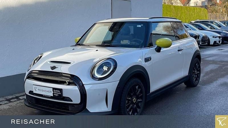 Nanuq white Gebraucht 2023 Mini Cooper Coupé Coupé | 22.990 € - Bild 1/4