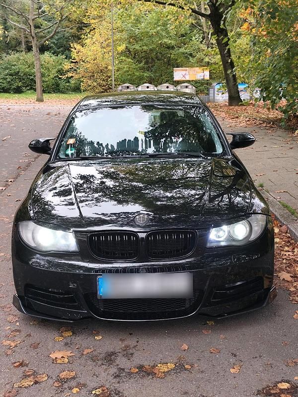 Schwarz Gebraucht 2007 BMW 120 Coupé M Sport Coupé | 4.500 € - Bild 1/4