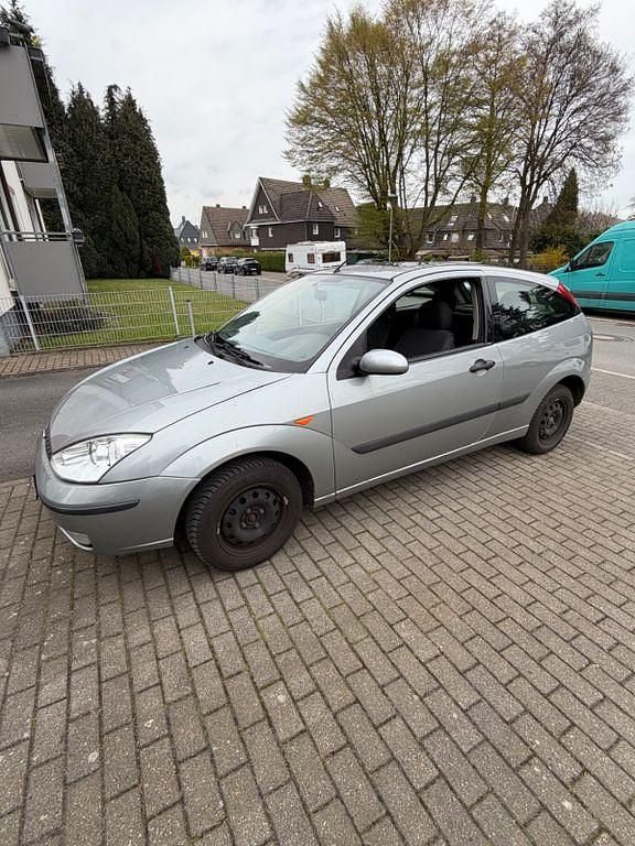 Gebraucht Ford Focus 75 PS (55 kW) 2003 Grau Limousine