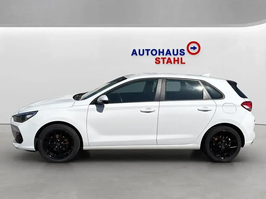 Gebraucht Hyundai i30 YES! 99 PS (72 kW) 2019 Weiß Limousine