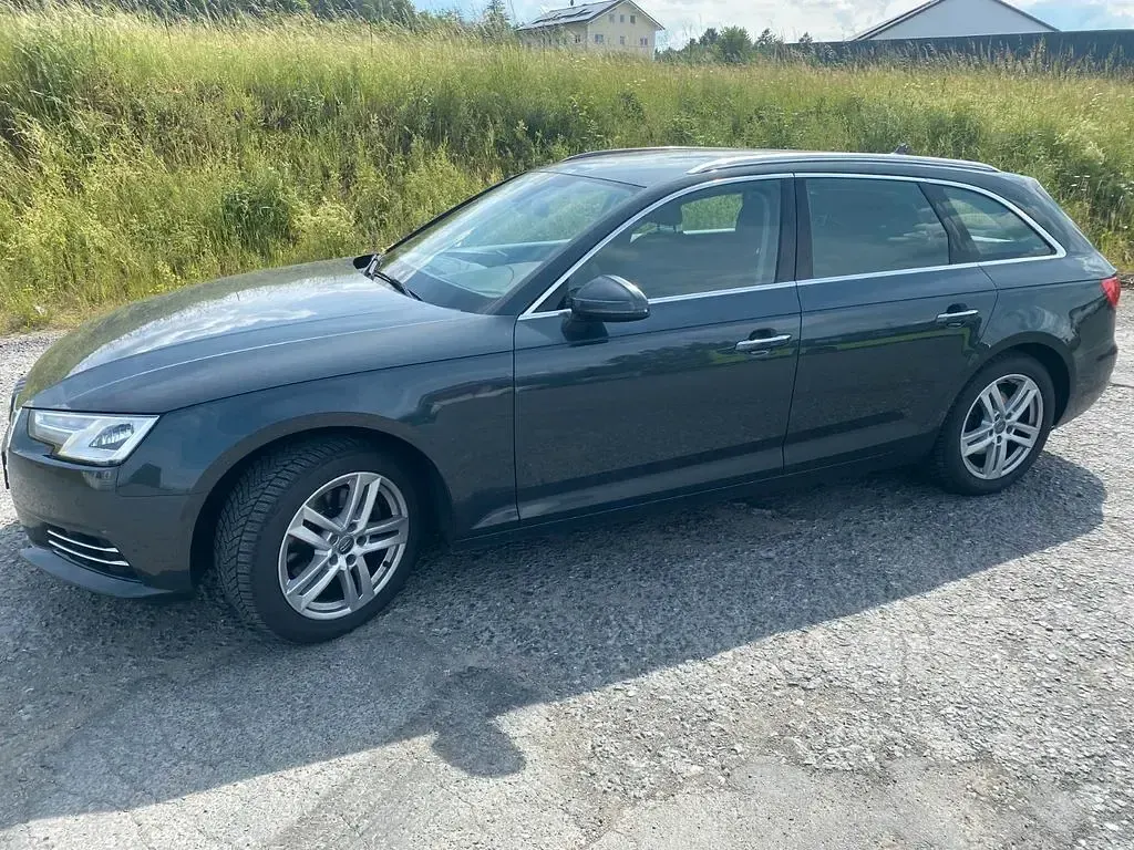 Gebraucht Audi A4 Design 150 PS (110 kW) 2017 Grau Kombi