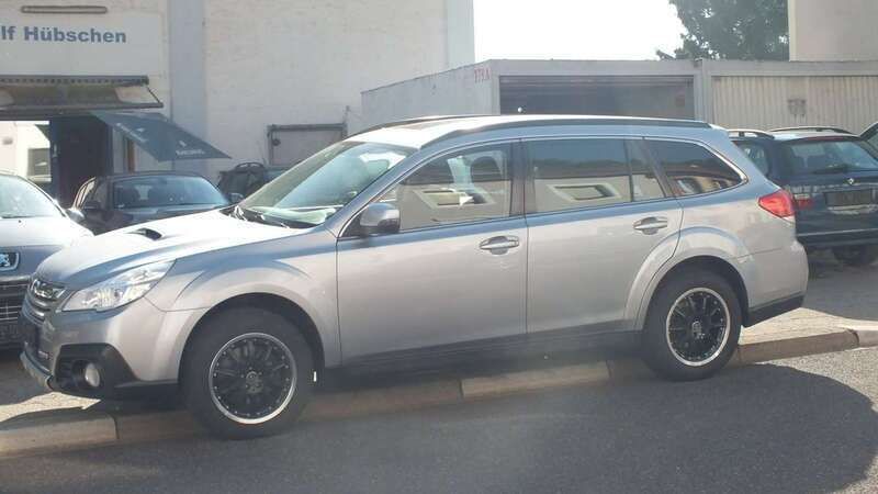 Silber Gebraucht 2015 Subaru Outback SUV | 7.999 € (Superpreis) - Bild 1/4