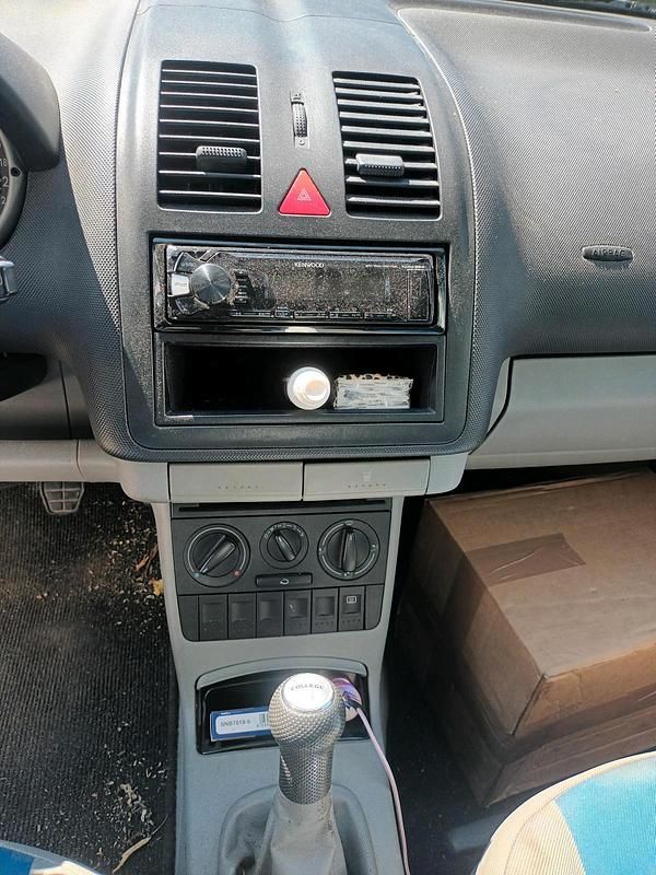 Brugt VW Lupo 50 HK (36 kW) 2006 Sort Hatchback