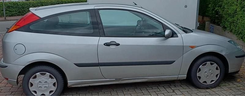 Silber Gebraucht 2002 Ford Focus Coupé | 550 € (Superpreis) - Bild 1/1