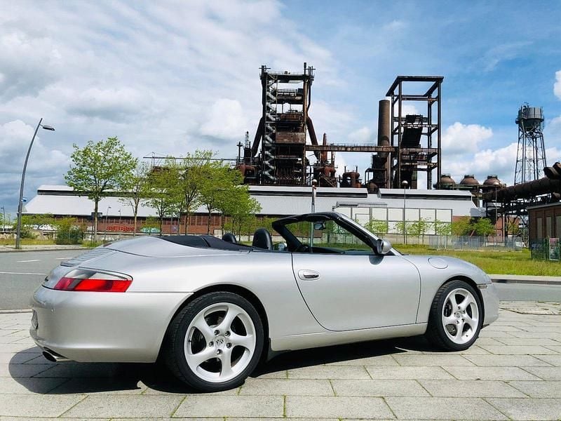 Gebraucht Porsche 996 320 PS (235 kW) 2004 Silber Cabrio