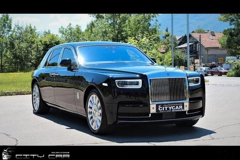 Schwarz Gebraucht 2018 Rolls Royce Phantom Limousine | 275.980 € - Bild 1/4