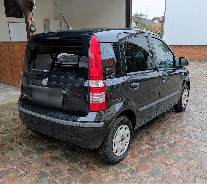 Gebraucht Fiat Panda Dynamic 69 PS (50 kW) 2012 Schwarz Kleinwagen