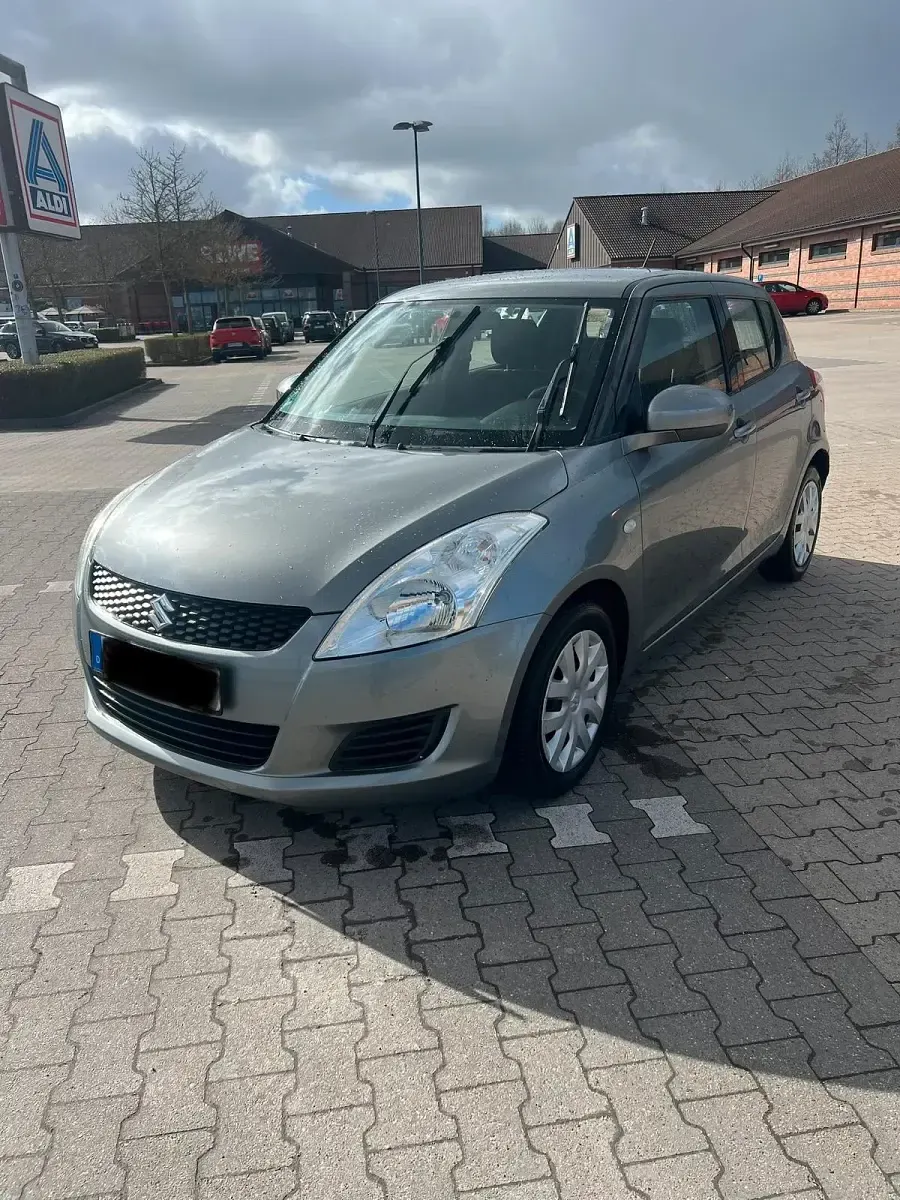 Gebraucht Suzuki Swift 94 PS (69 kW) 2011 Silber Kleinwagen