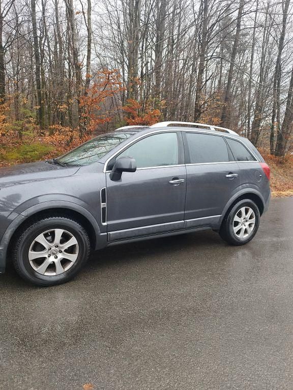 Gebraucht Opel Antara Cosmo 163 PS (119 kW) 2013 Schwarz SUV